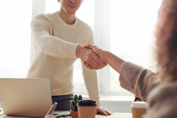 Mastering the Art of Networking in Business
